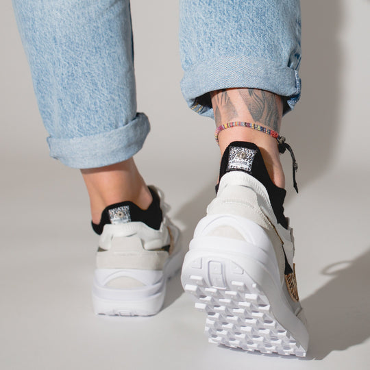 Sneaker Socken mit Knopf | Black Basics | 4er Pack stickez